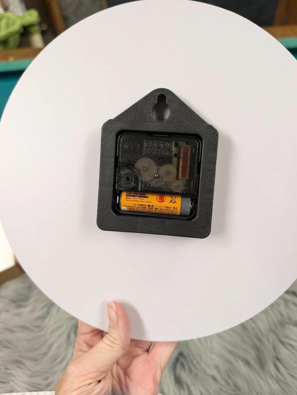 NWT Daisy Accent Wall Clock 10 Inch